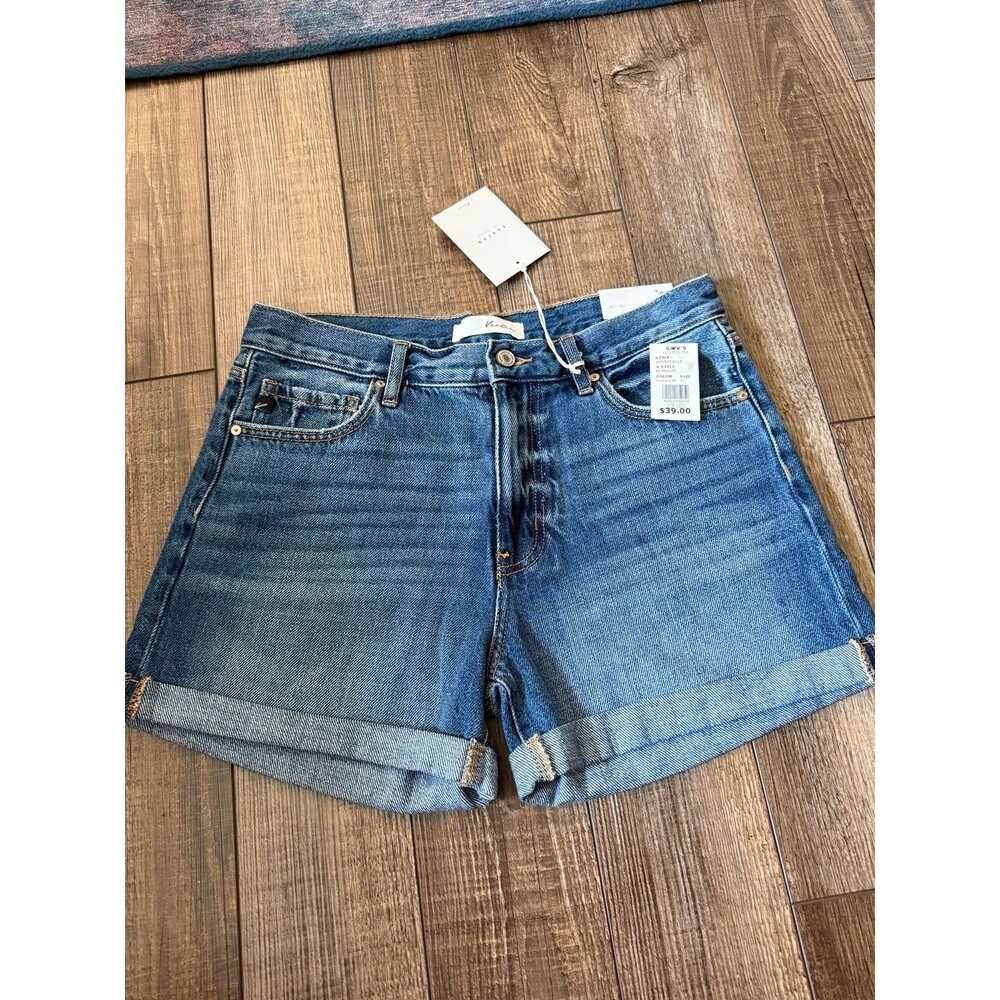 Kancan High rise Cuffed Shorts Sz.9/28 Medium Wash NWT